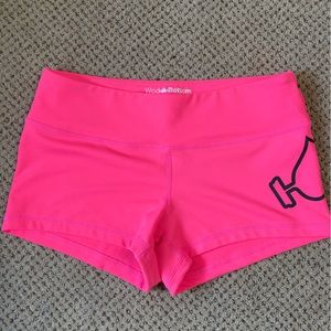 Wodbottom booty shorts